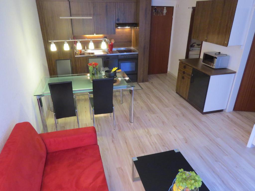 Hof Arosa Aparthotel Стая снимка